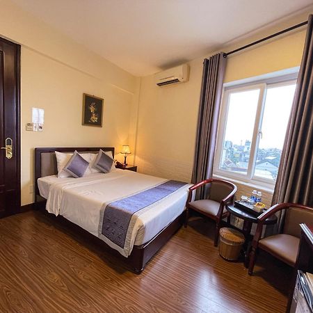 Baly Hotel Hue Eksteriør bilde