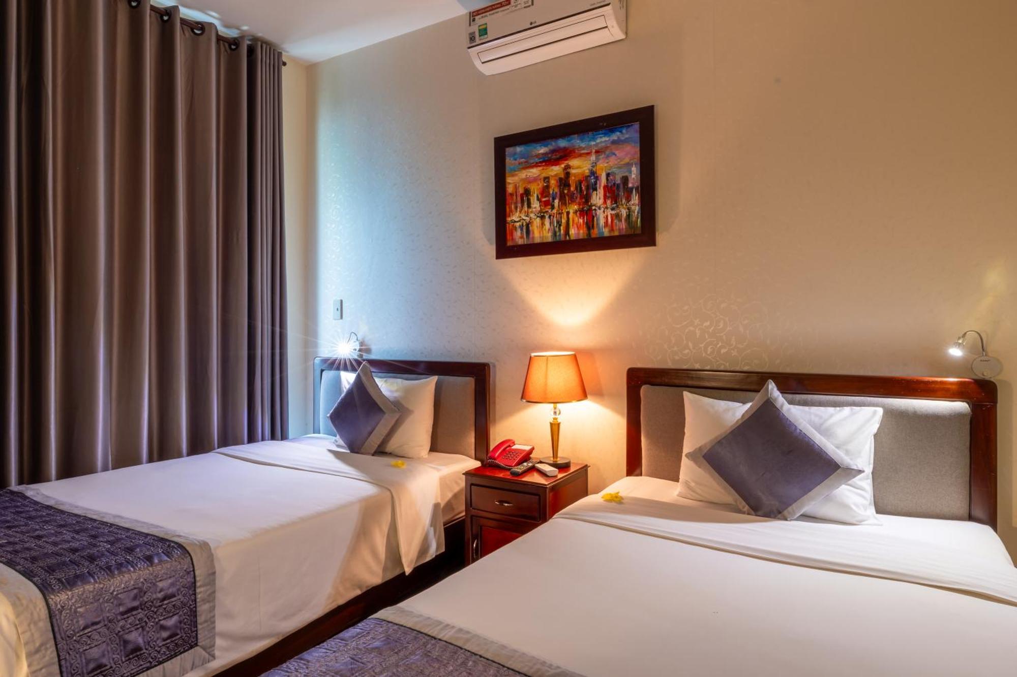Baly Hotel Hue Eksteriør bilde