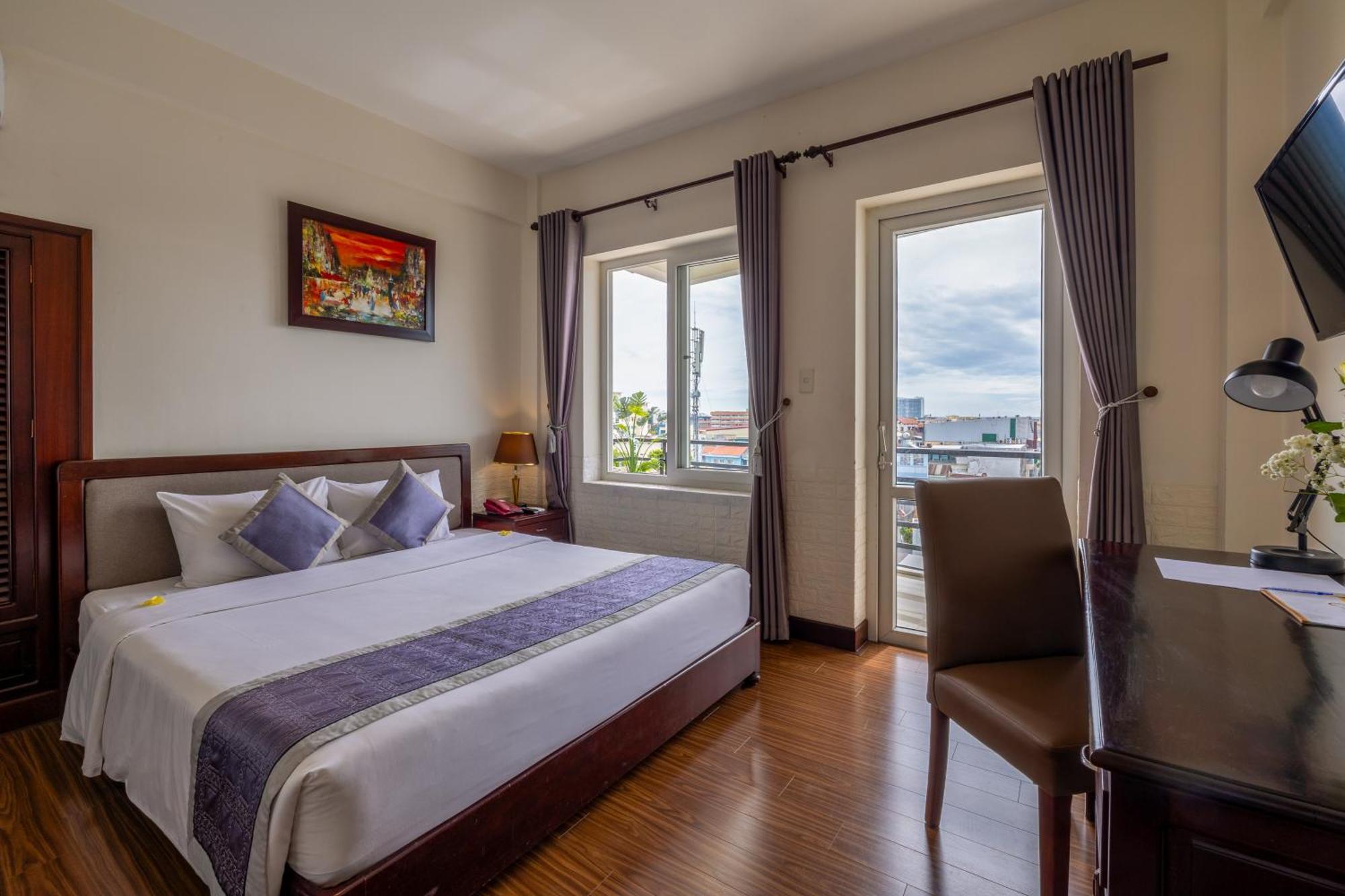 Baly Hotel Hue Eksteriør bilde