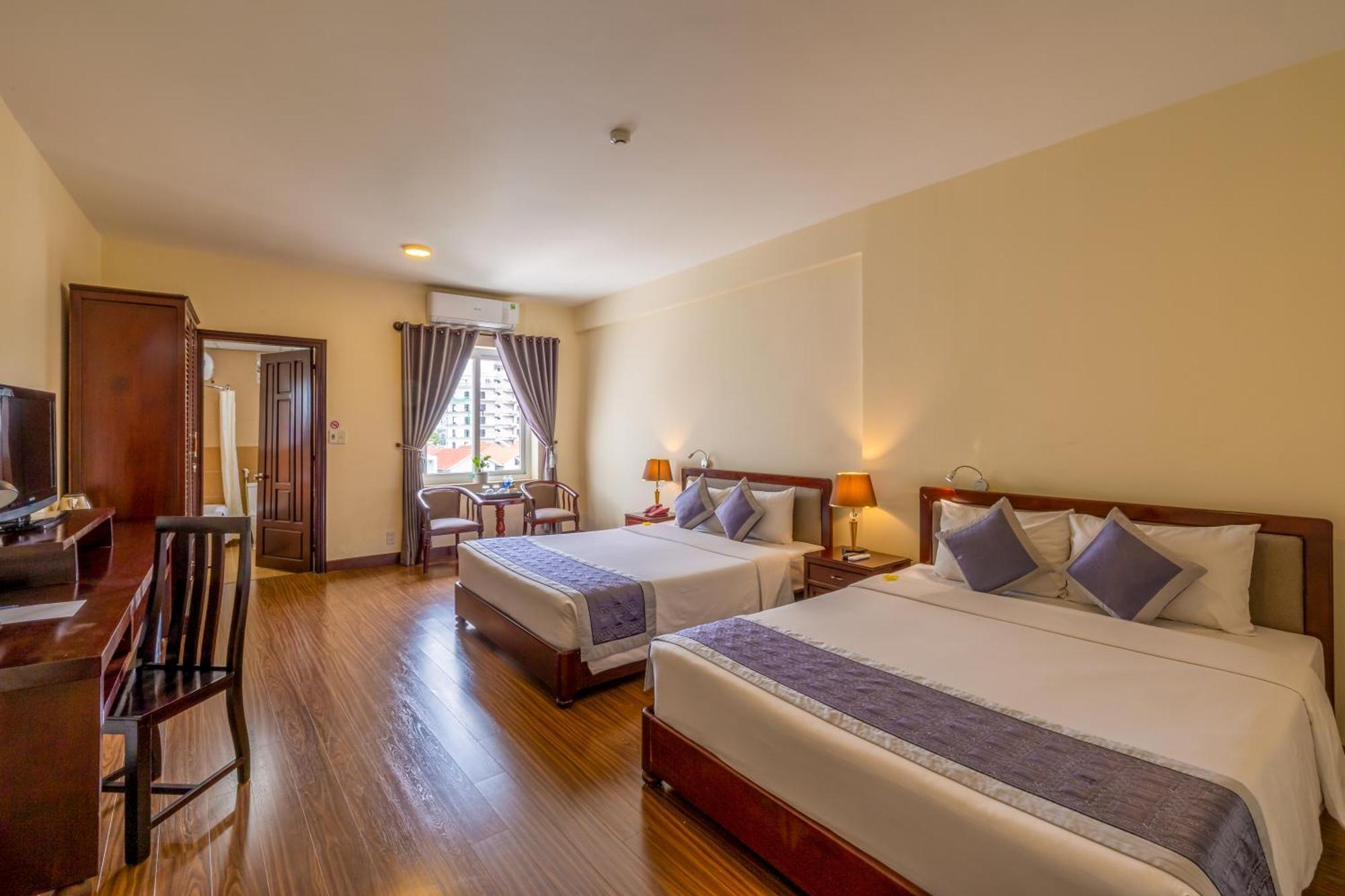 Baly Hotel Hue Eksteriør bilde