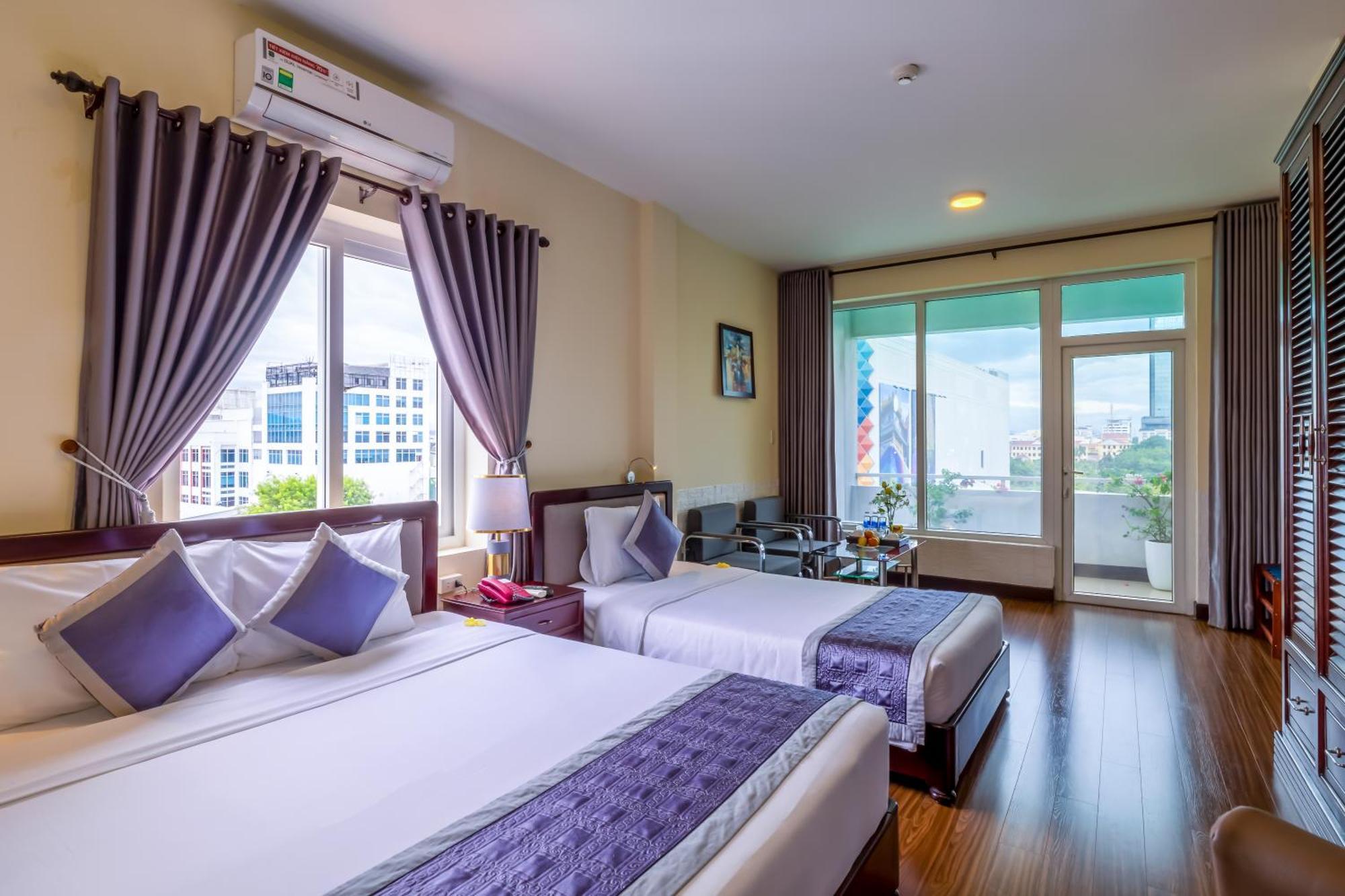 Baly Hotel Hue Eksteriør bilde