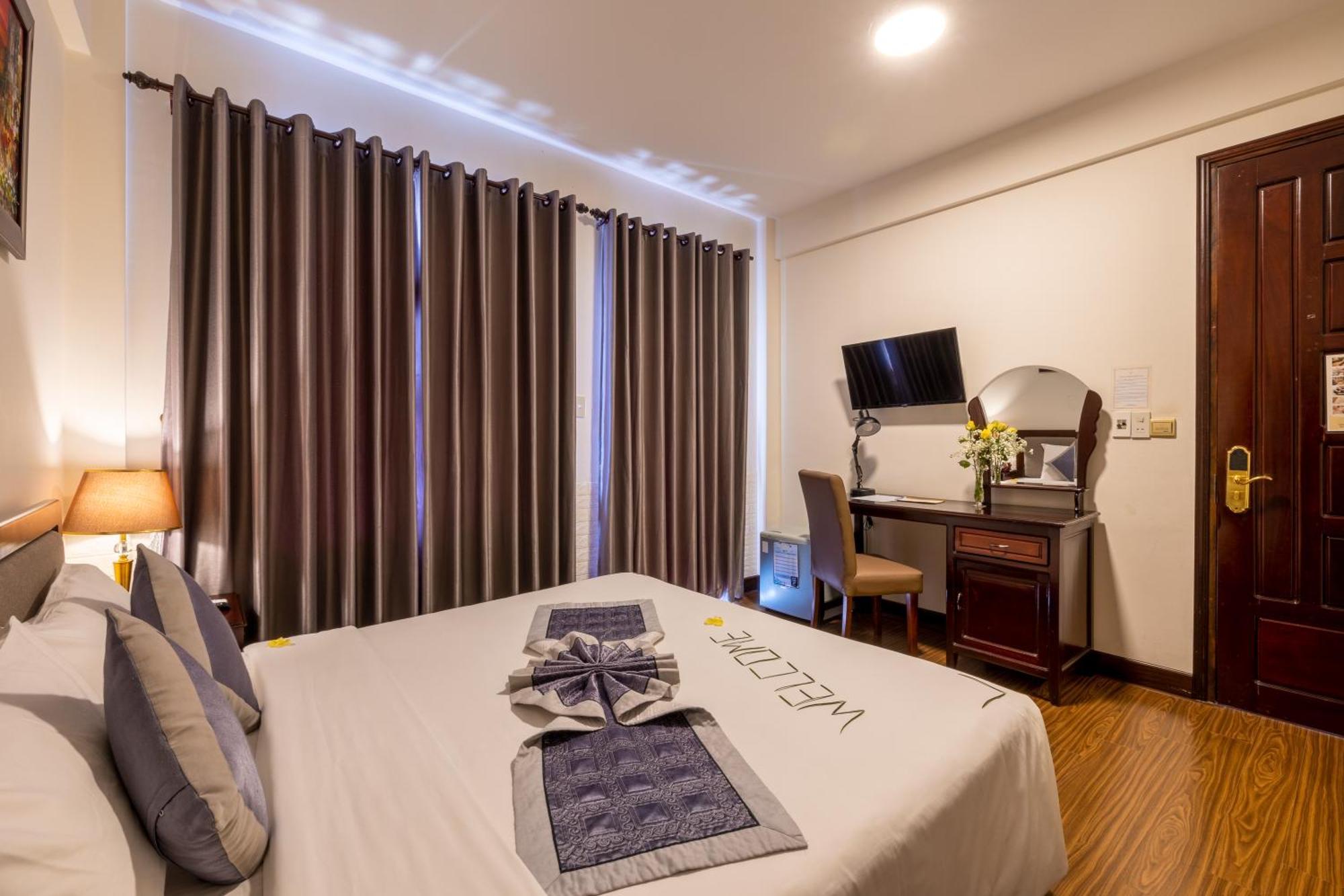 Baly Hotel Hue Eksteriør bilde